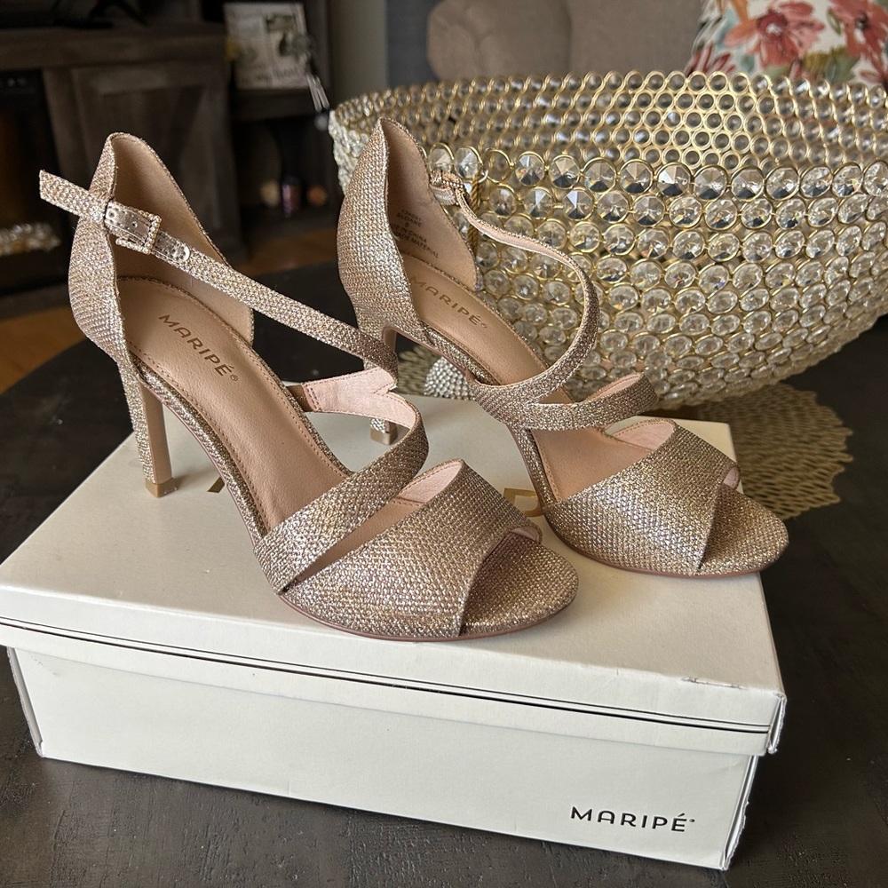 Marine Gold Sequin Heels Size 8